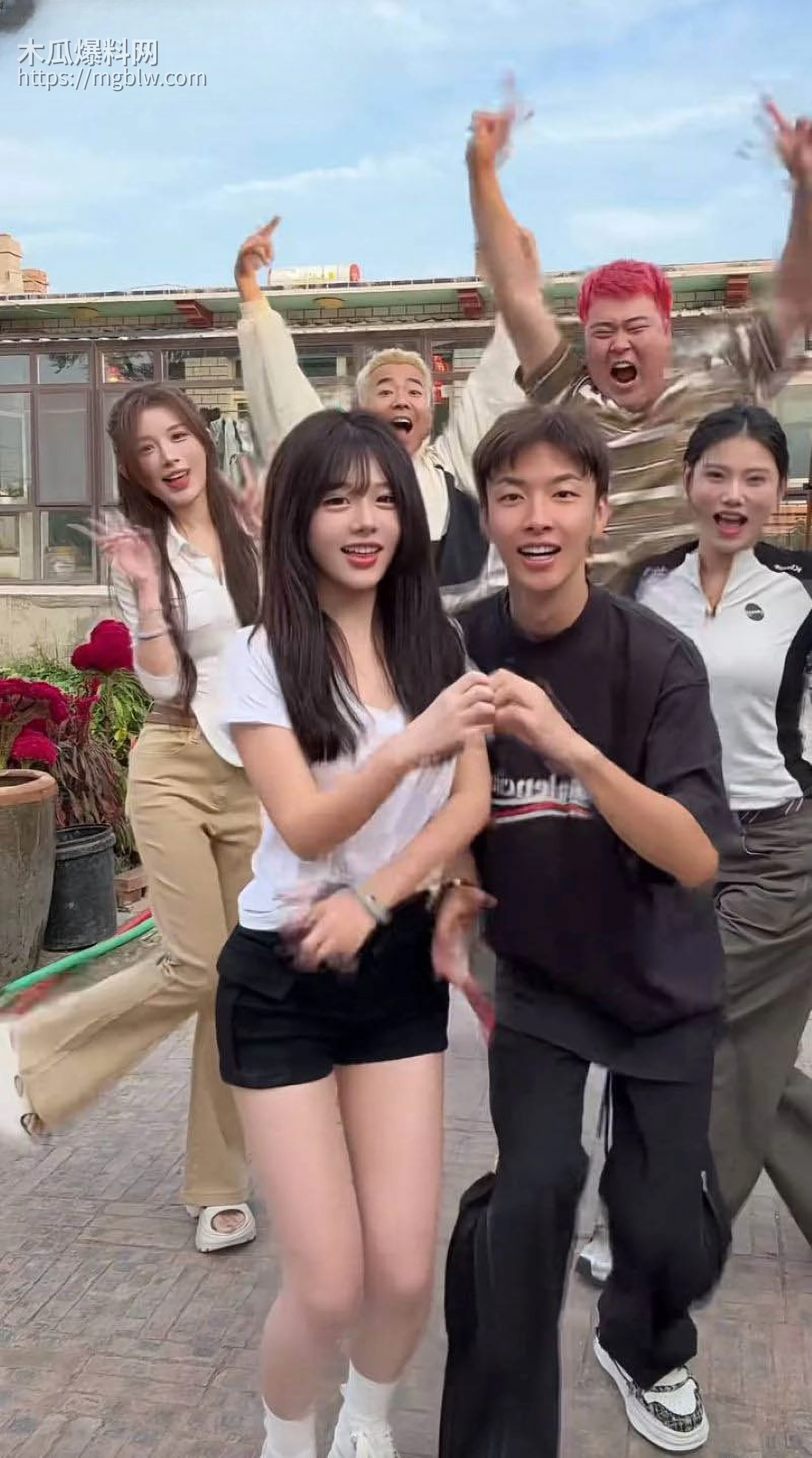 抖音400万粉网红艾瑞吧弟出轨女徒弟崩盘 4