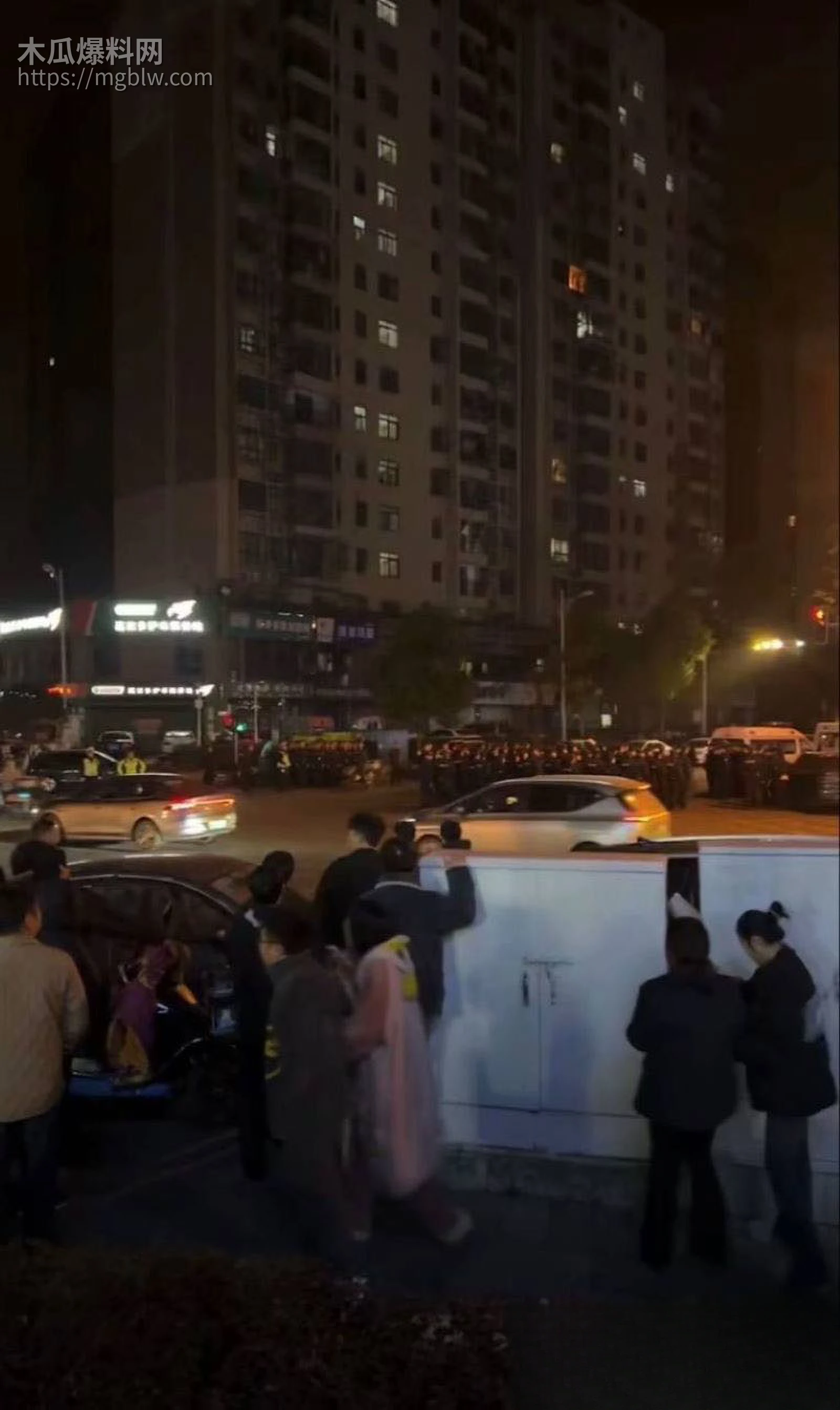 长沙外卖骑手集体抗议 4