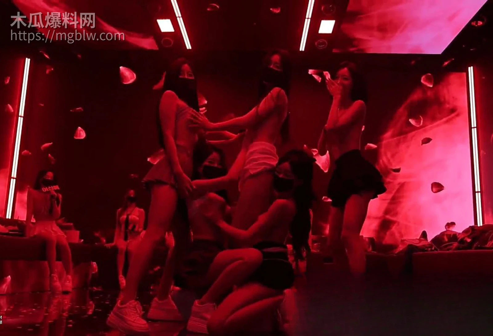 韩国BJ脱衣舞女团第6季视频流出 8 拷贝