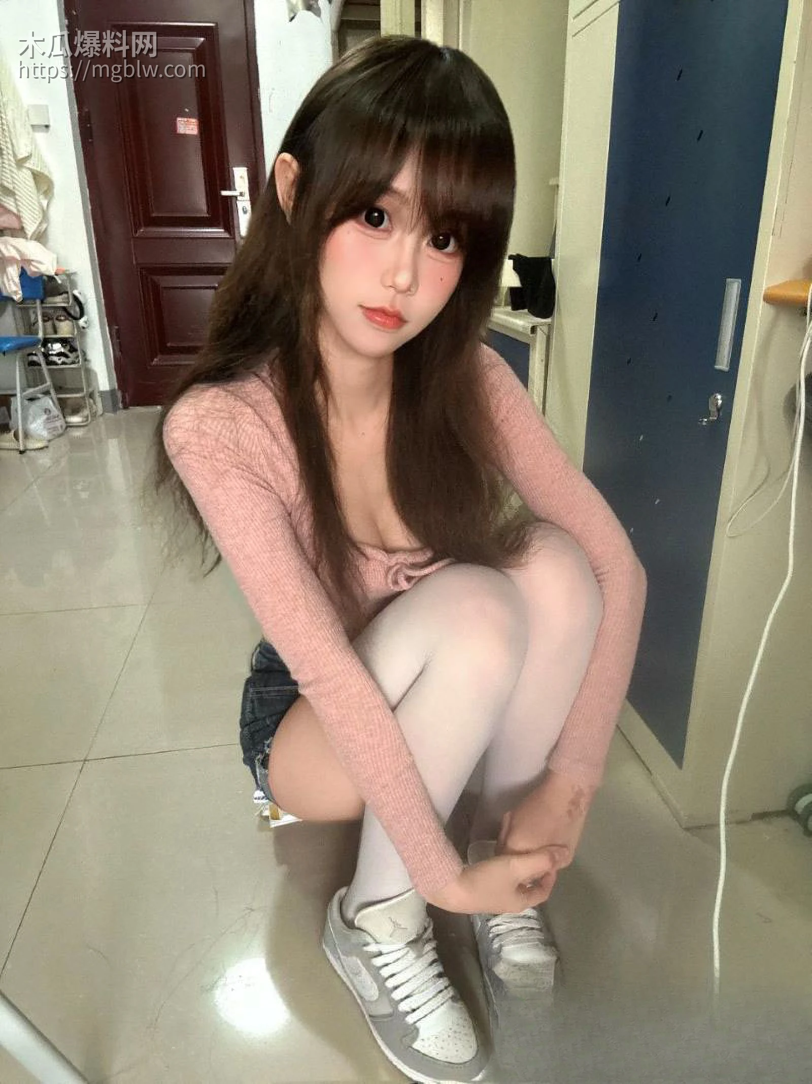 嫖娼新玩法叚钞玩妹风靡全国 4