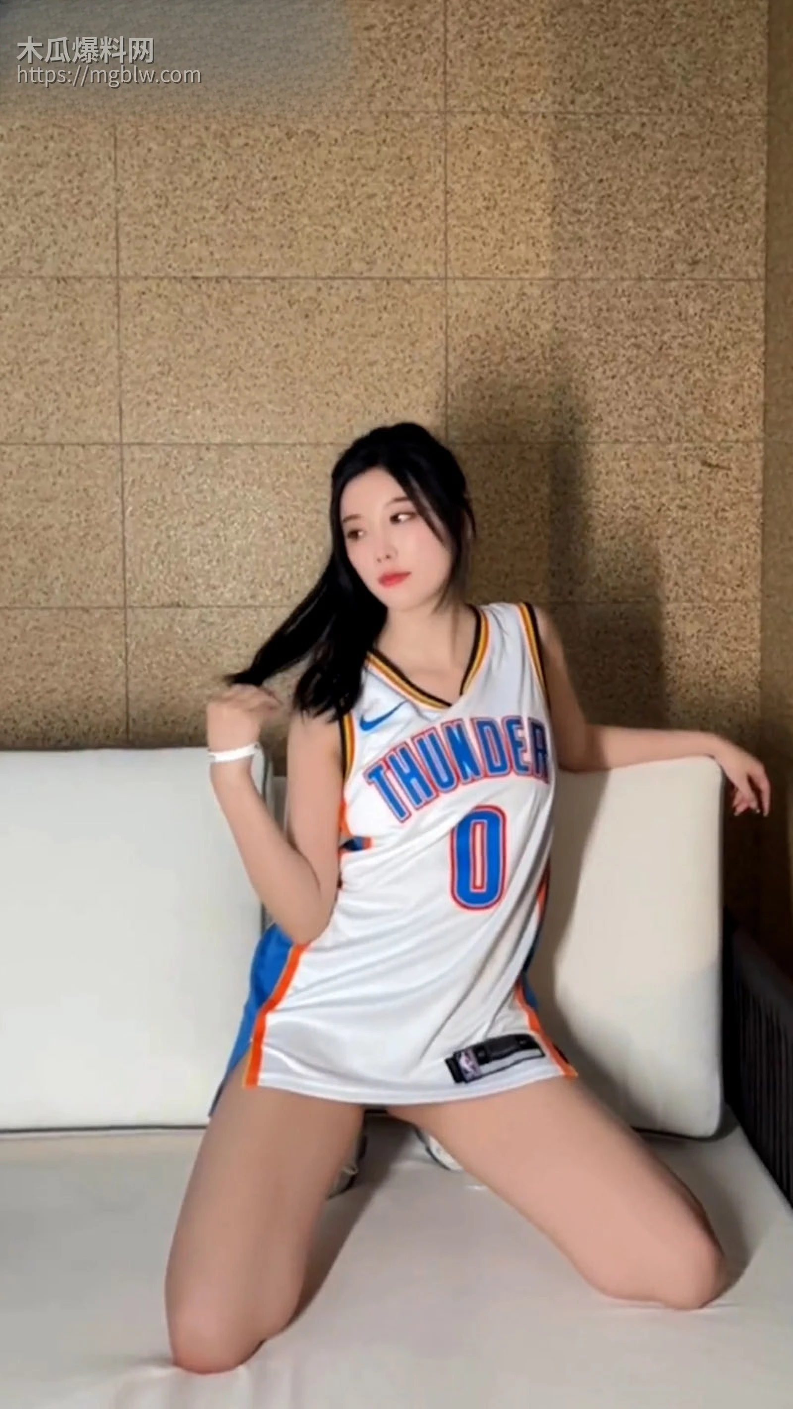 性感嫩模杨晨晨最新写真1