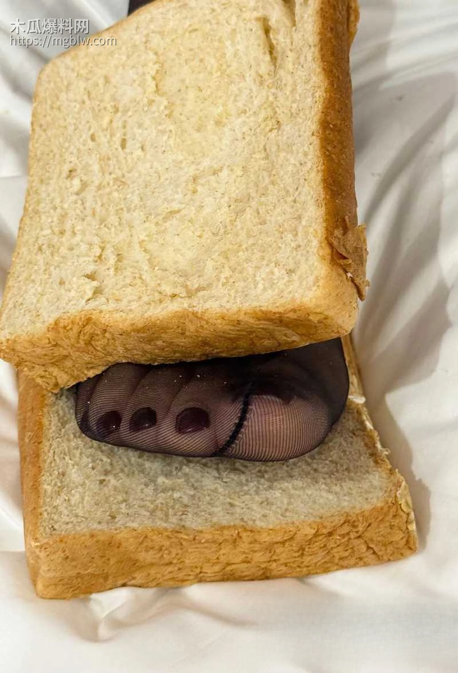 抖音反差人妻贾老板丝袜足控视频流出1拷贝