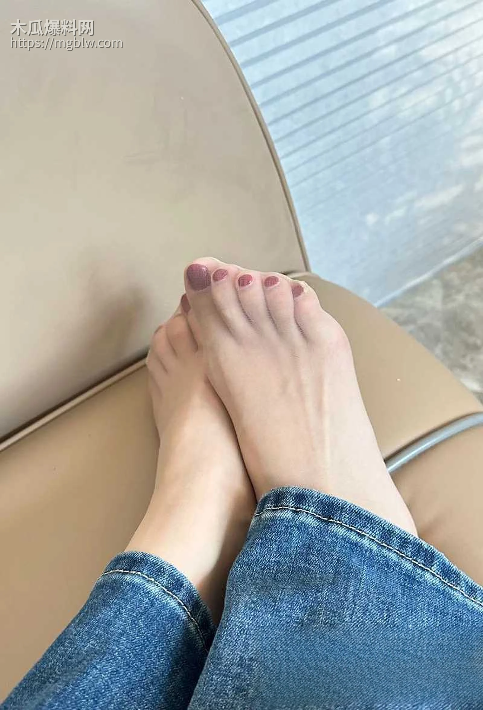 抖音反差人妻贾老板丝袜足控视频流出3拷贝