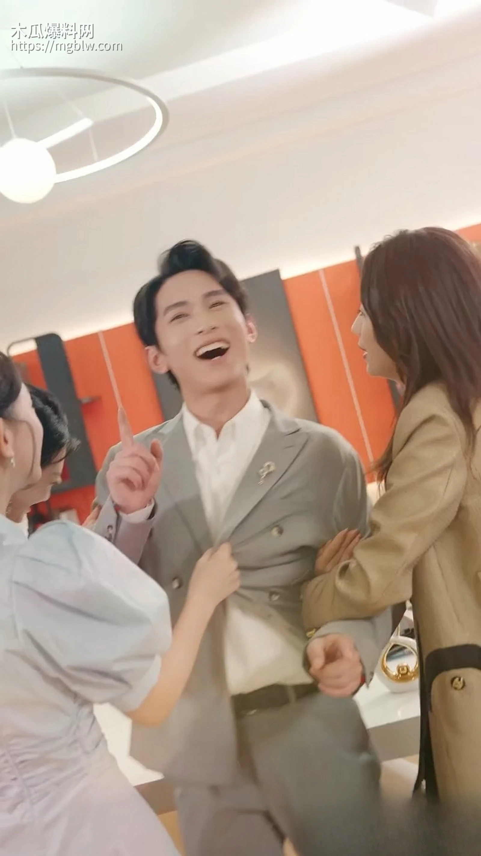 热播短剧美女公寓全集 8