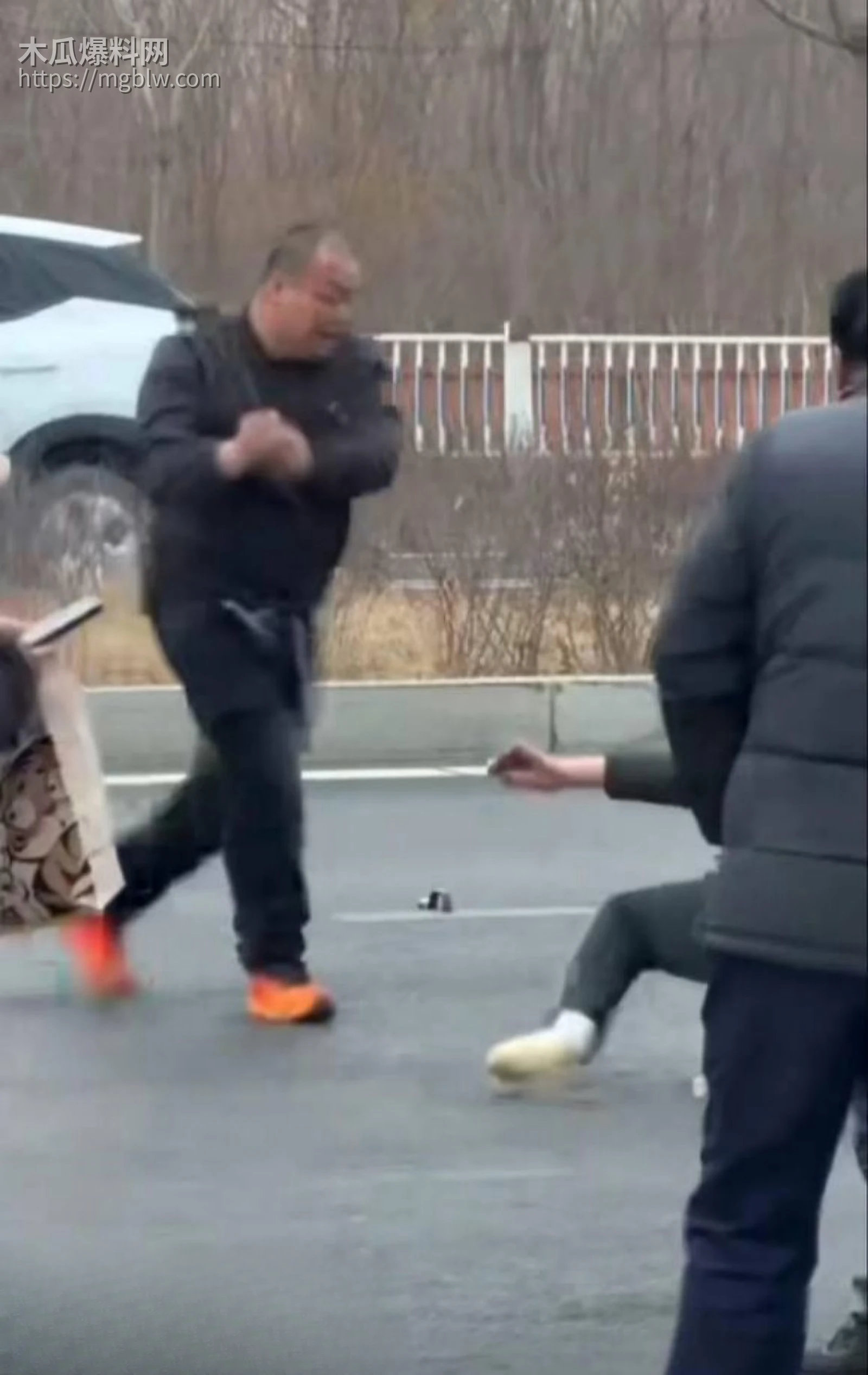 秦皇岛阿那亚斧头砍人事件08