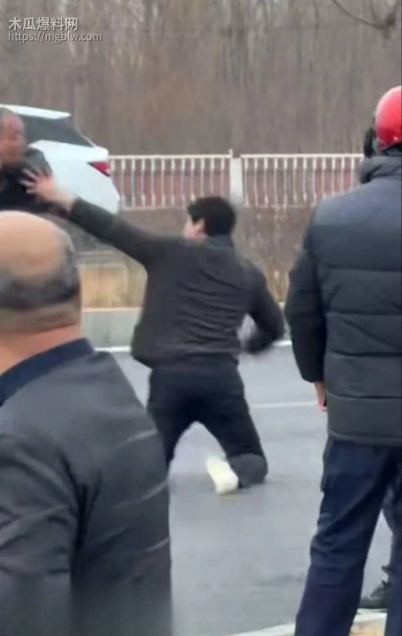 秦皇岛阿那亚斧头砍人事件09