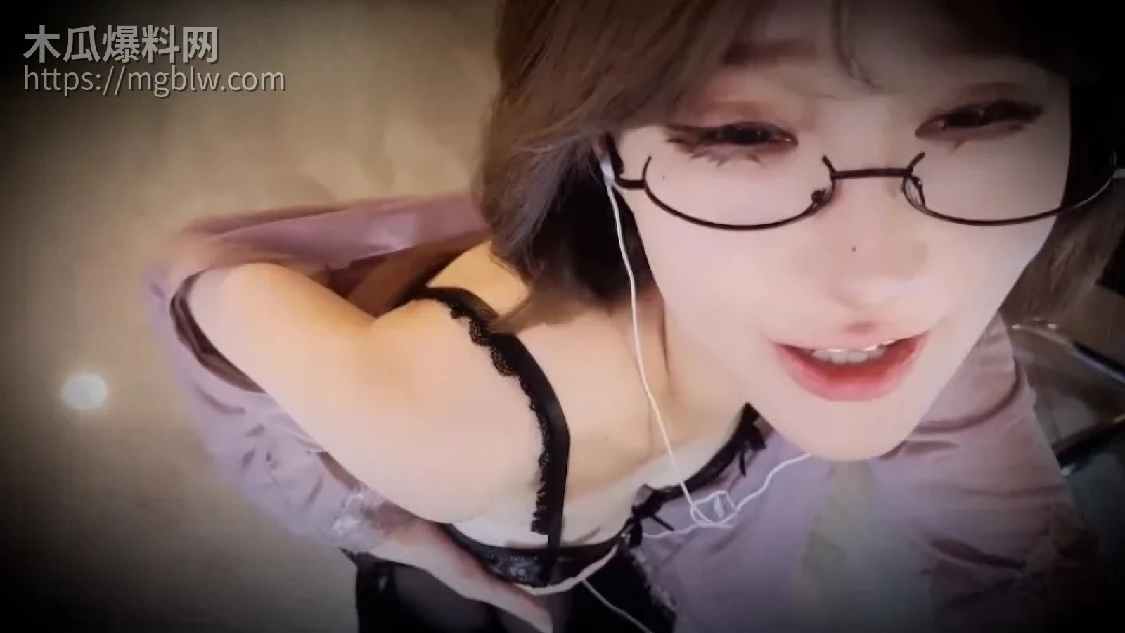 横版.00194400.Still629