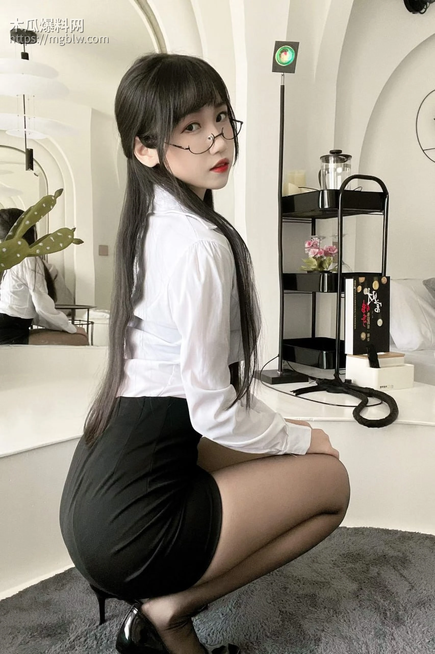 广东网红福利姬 不呆猫 写真短片 2