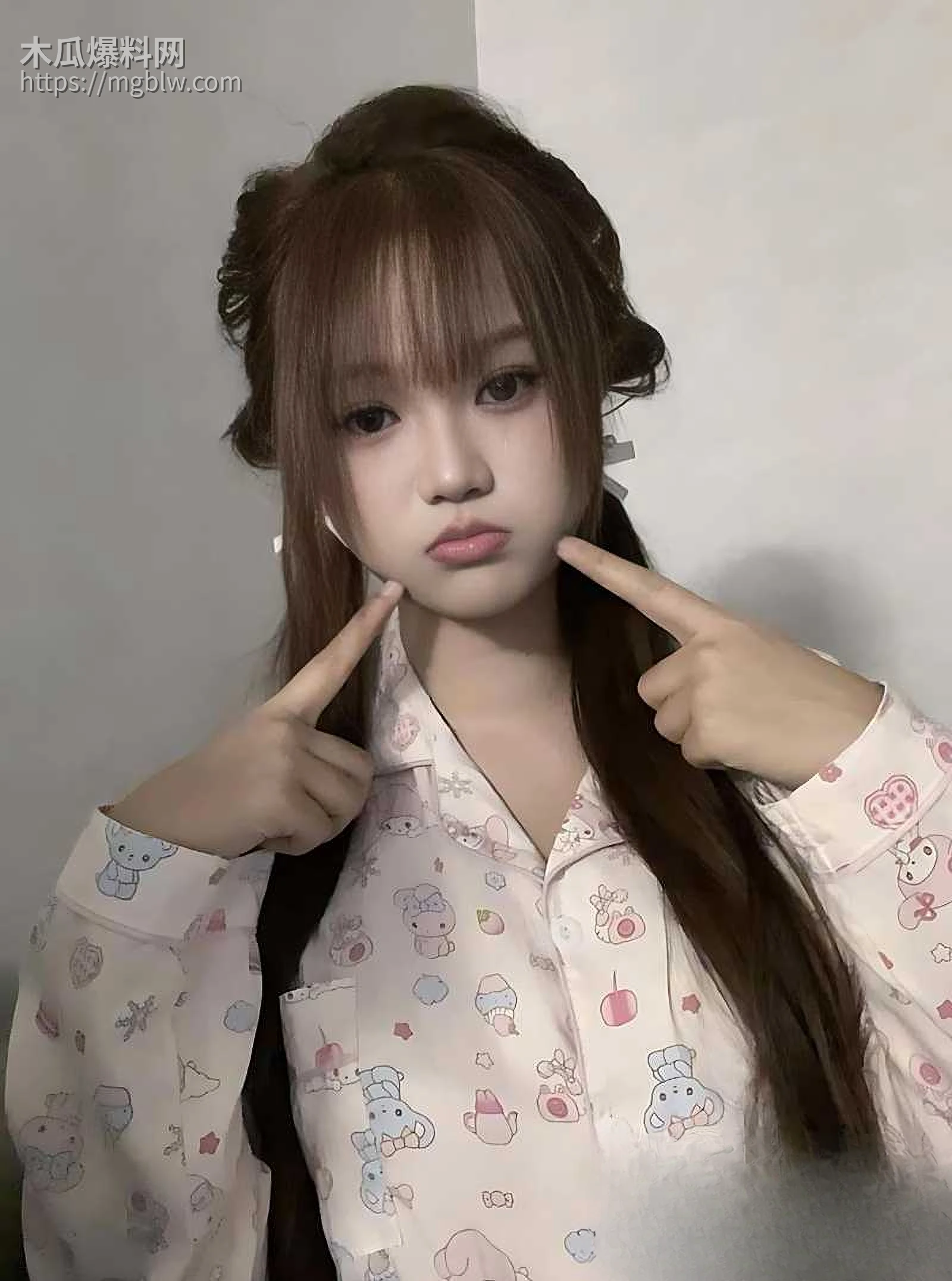 新疆石河子 马文婷 不雅视频合集 3