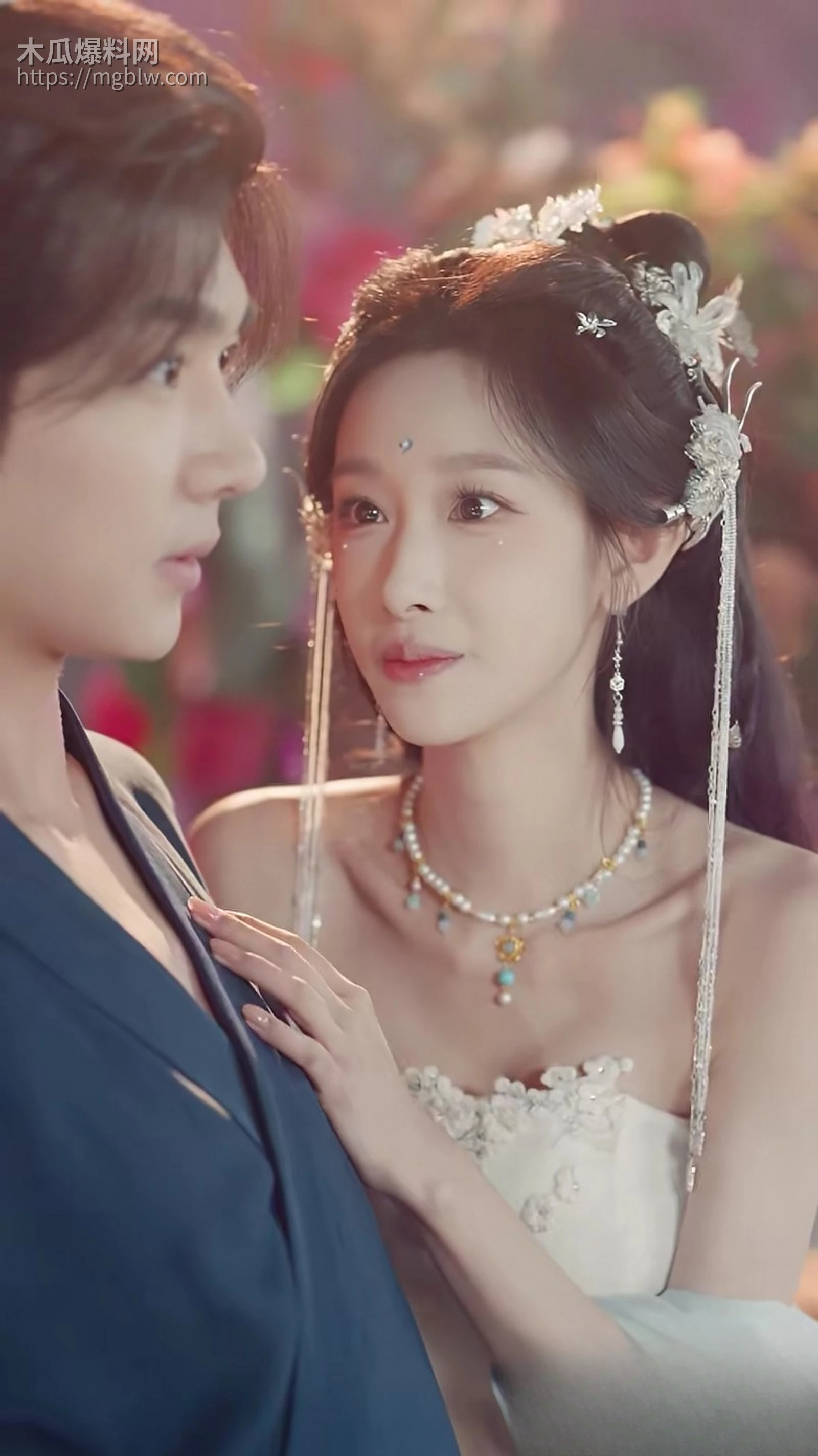 擦边短剧我的红颜遍天下全集 3