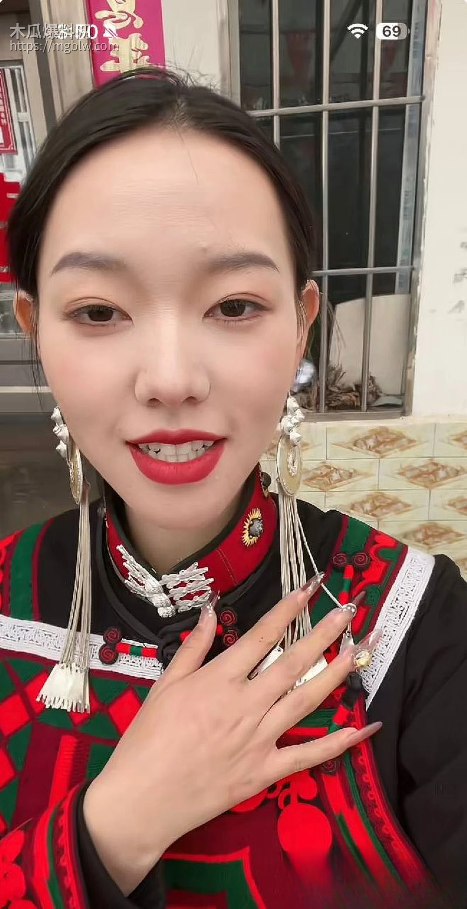 彝族网红火哥哥超级绿帽实锤 4