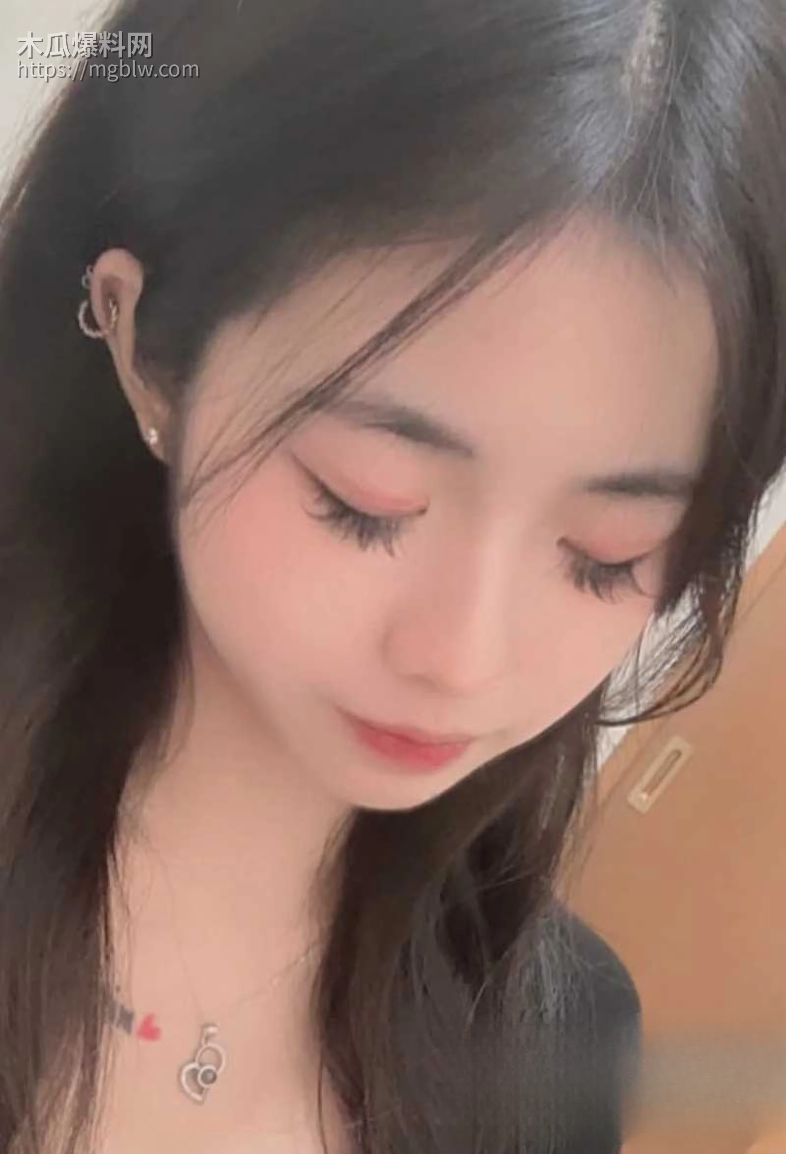 清纯甜美的19岁超可爱学生妹不雅视频曝光3拷贝