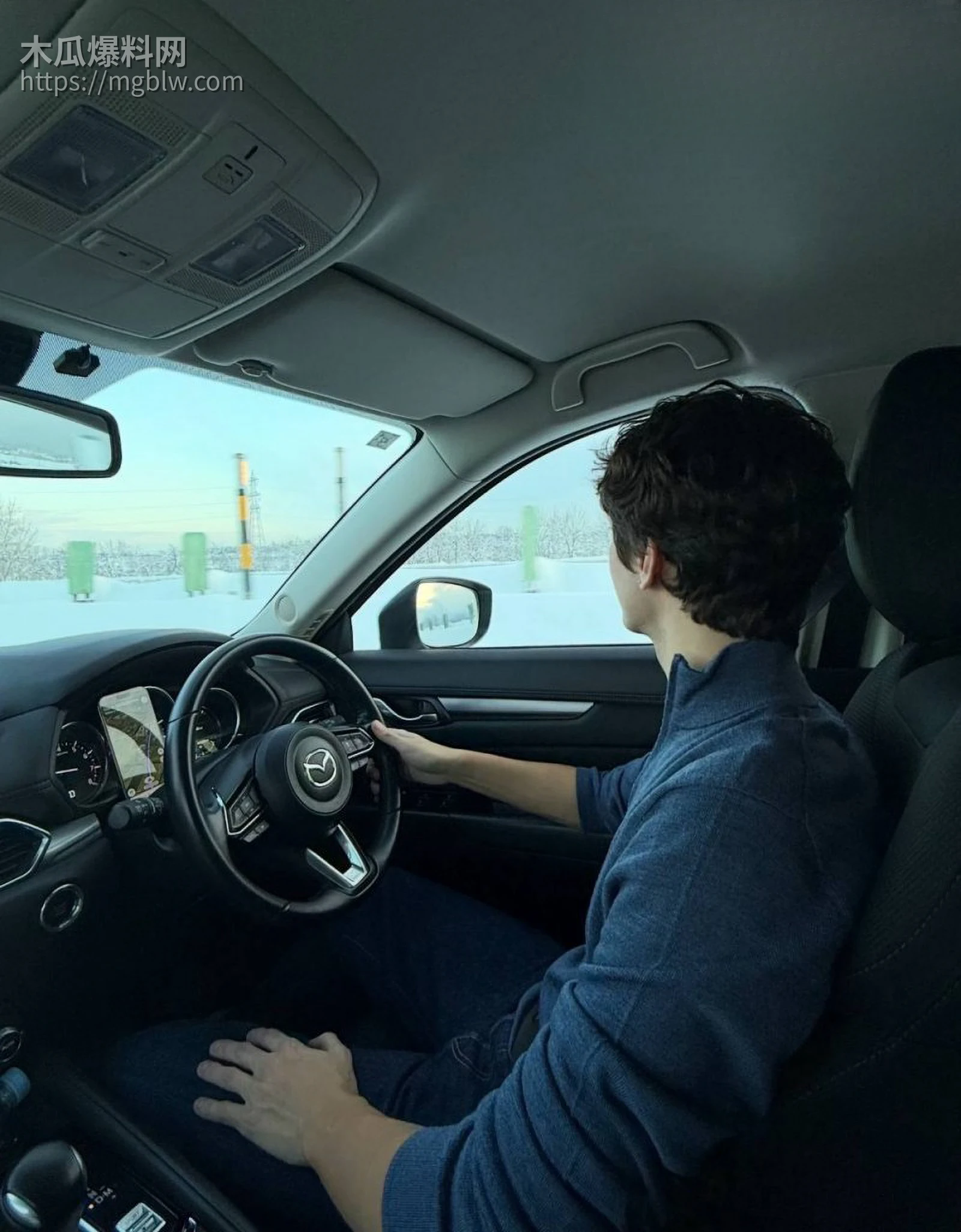 小红书浙江女留学生倒贴英国男012