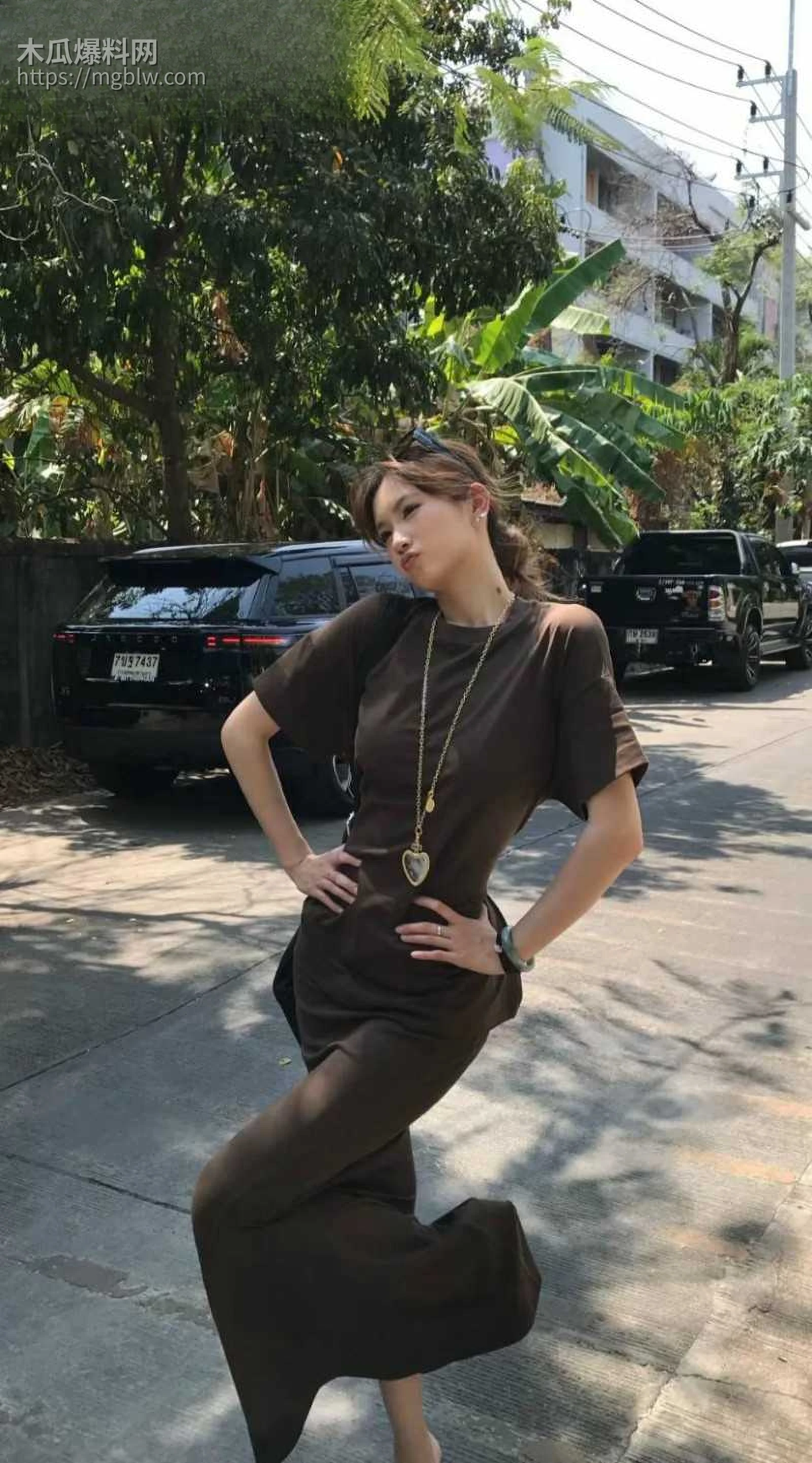 小红书浙江女留学生倒贴英国男09