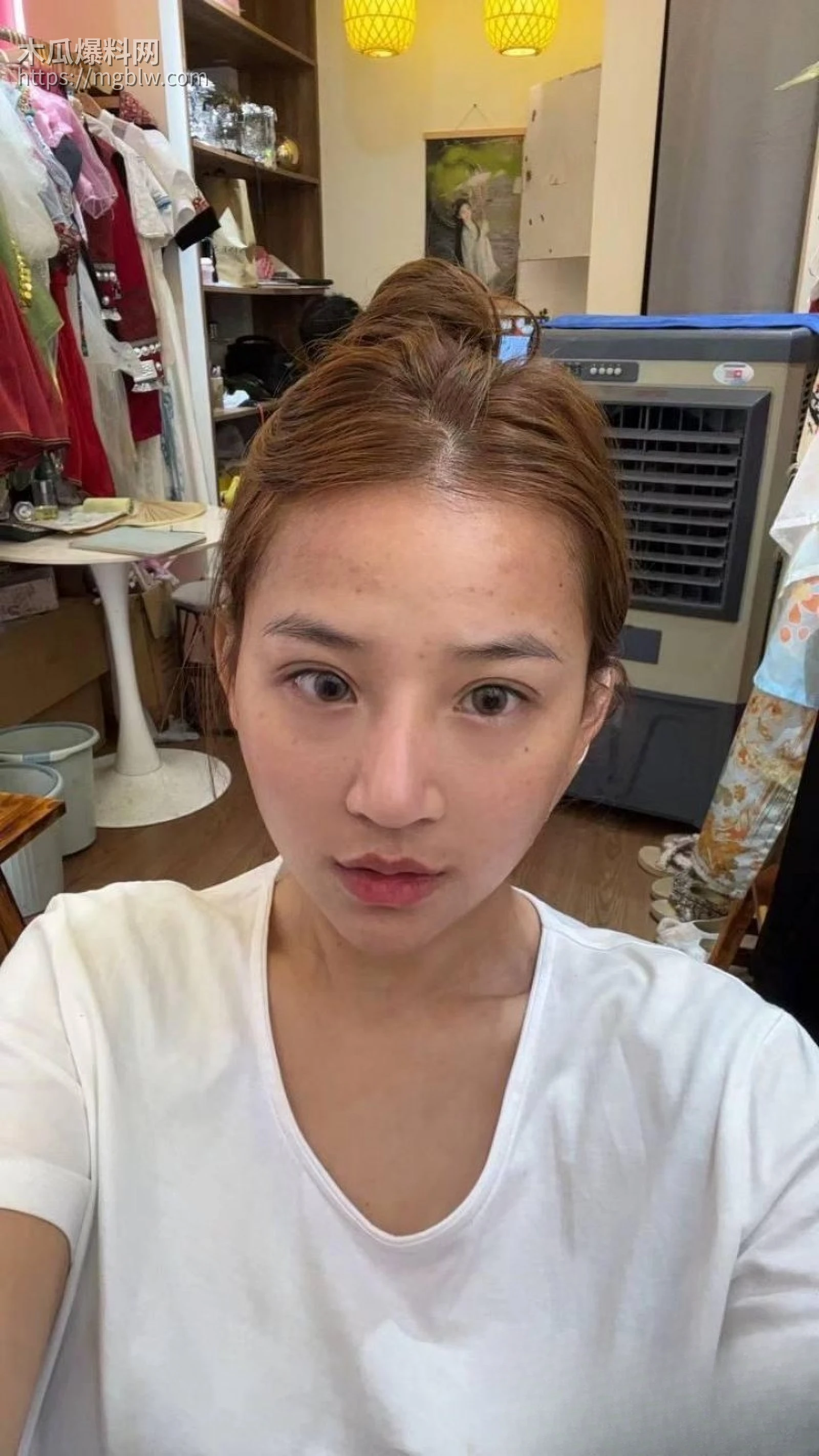 抖音网红 彝族辣妹 自慰做爱视频 1