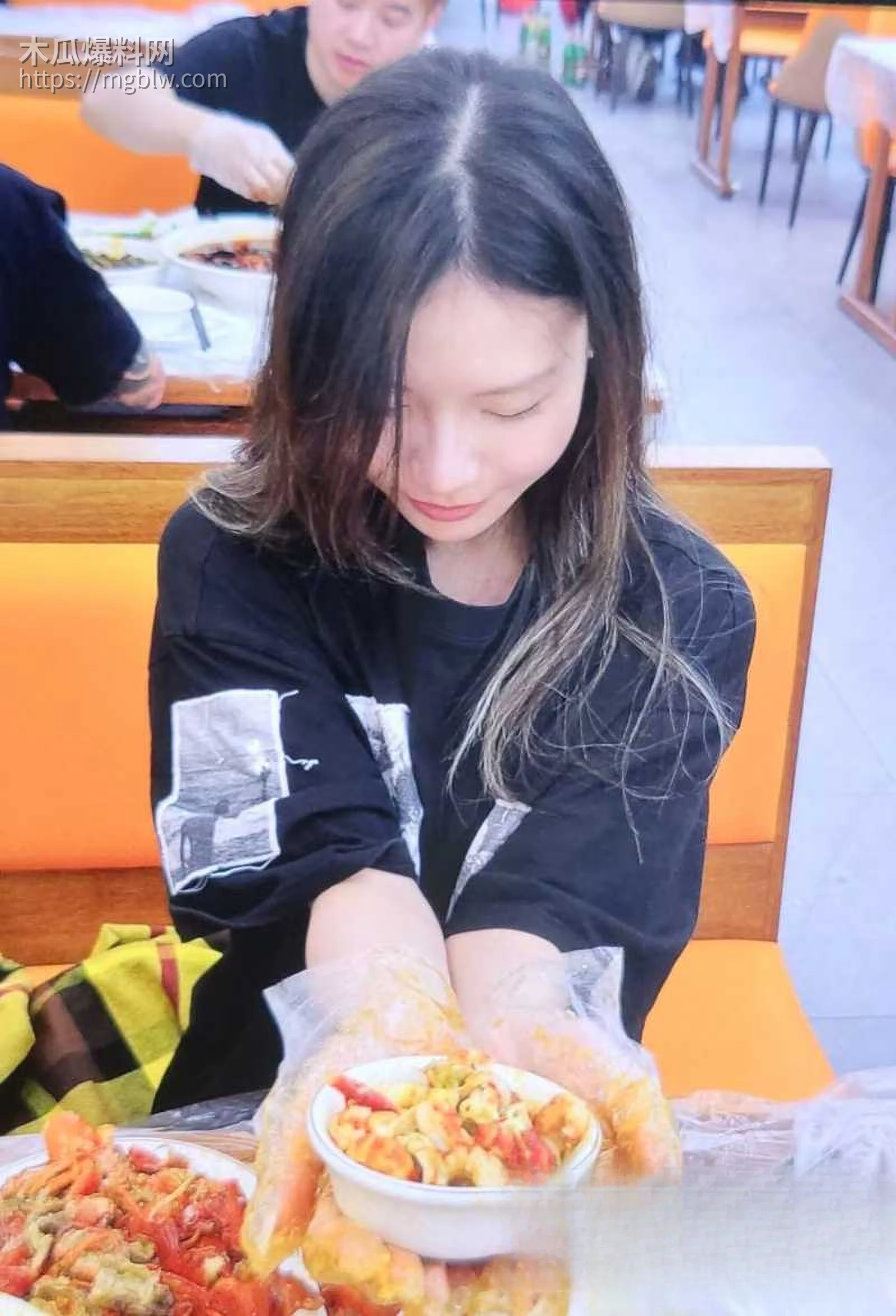 湖南大学生赵佳琪不雅视频曝光 7 拷贝