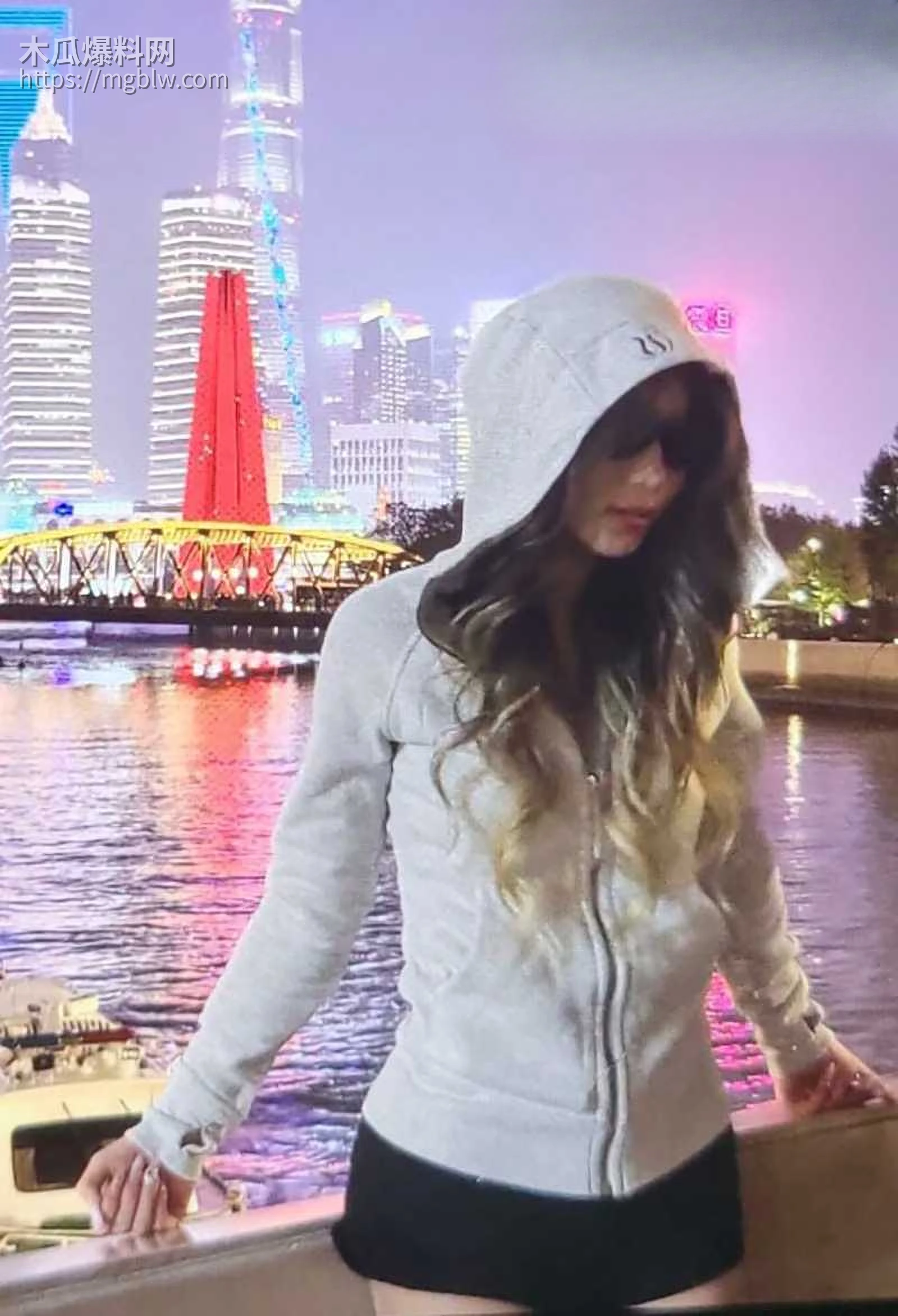 湖南大学生赵佳琪不雅视频曝光 8 拷贝