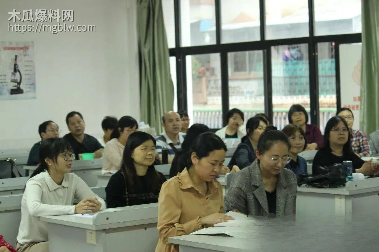 广东新华中学语文老师陈莉莉师生恋曝光 6