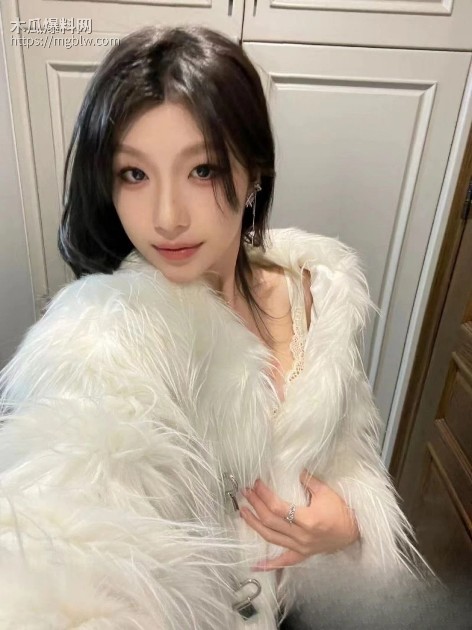 复旦大学大二学姐 陈欣怡 性爱自拍 2watermarked