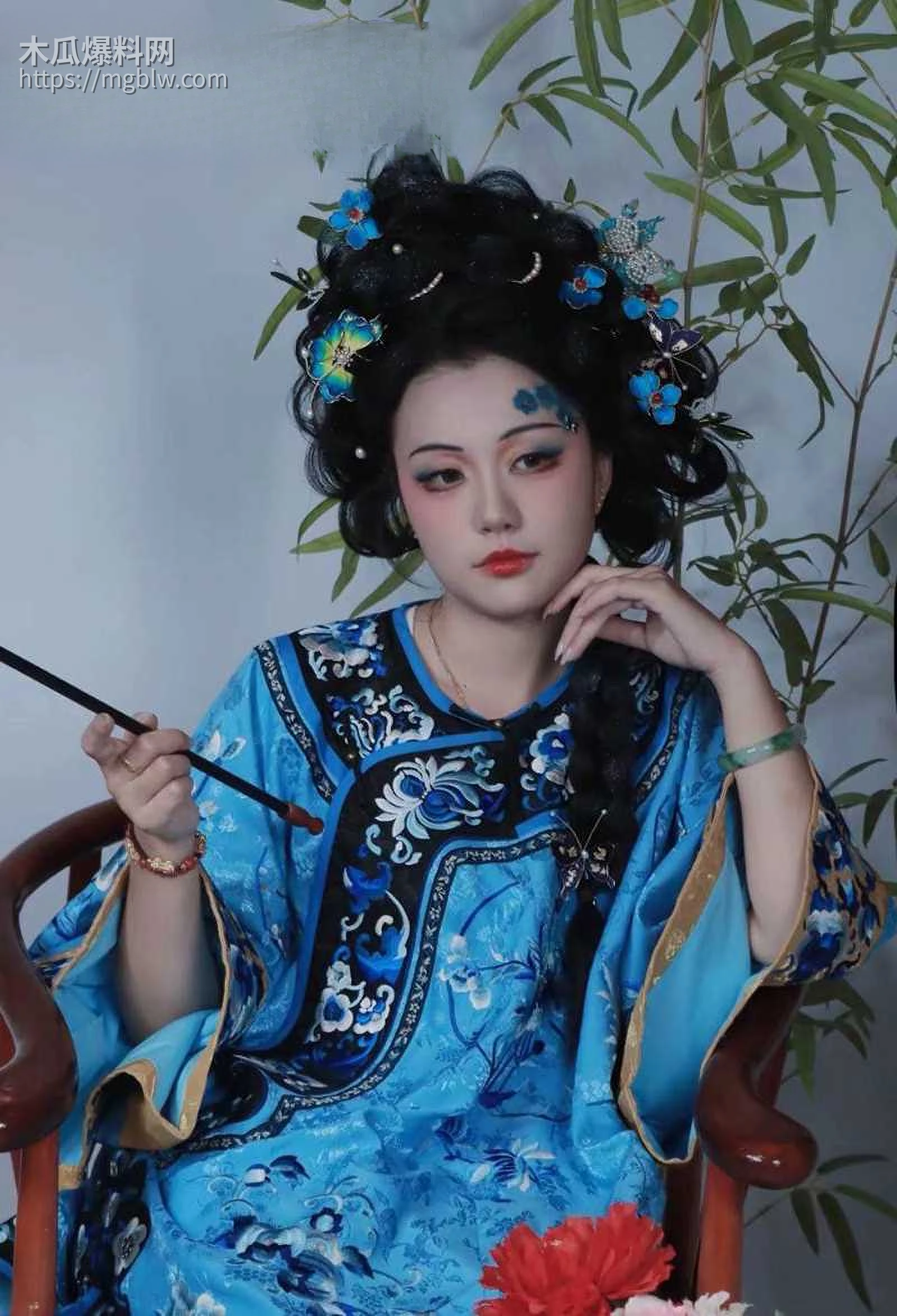 古装大奶少妇王静跟男友性爱视频泄漏1拷贝