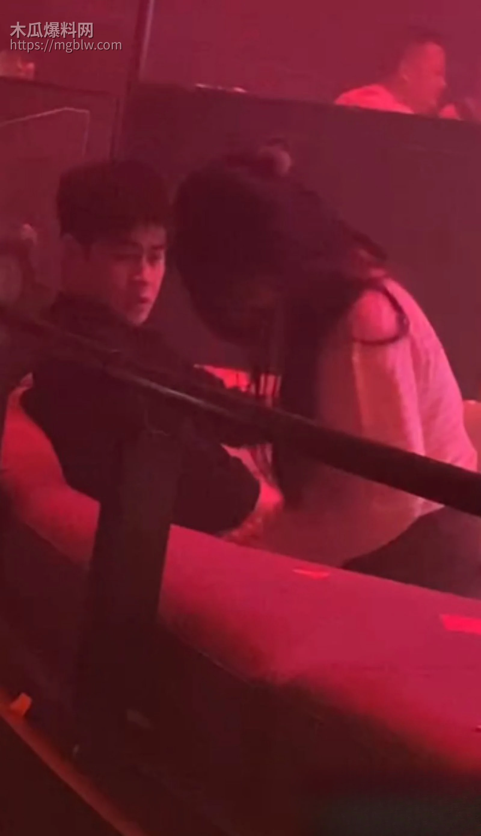 抖音网红潮汕小人物与女友开房约炮017