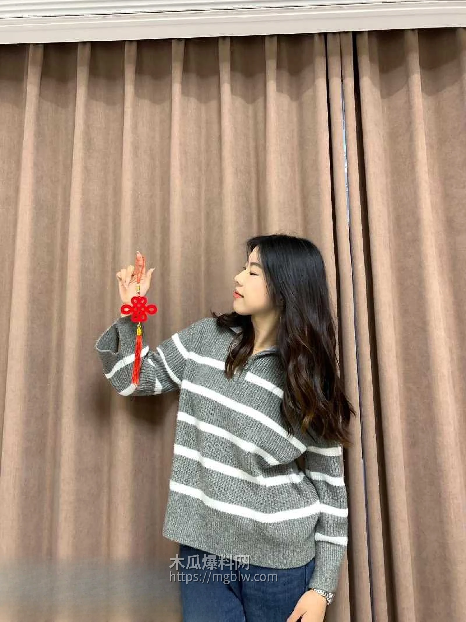 性感汽车销售 周慕楠 为业绩献祭肉体 3