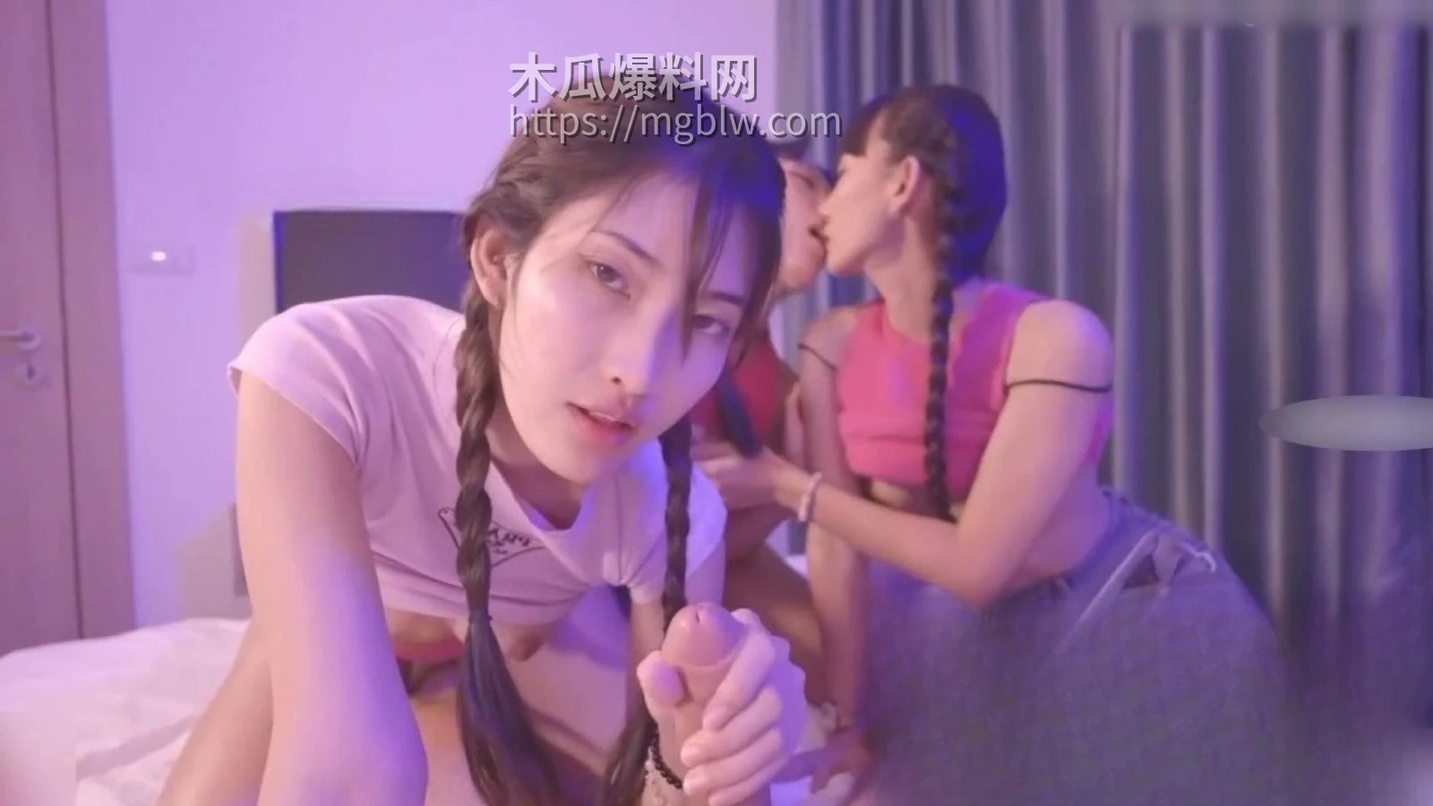 刘玥JUNELIU4P淫乱狂欢6