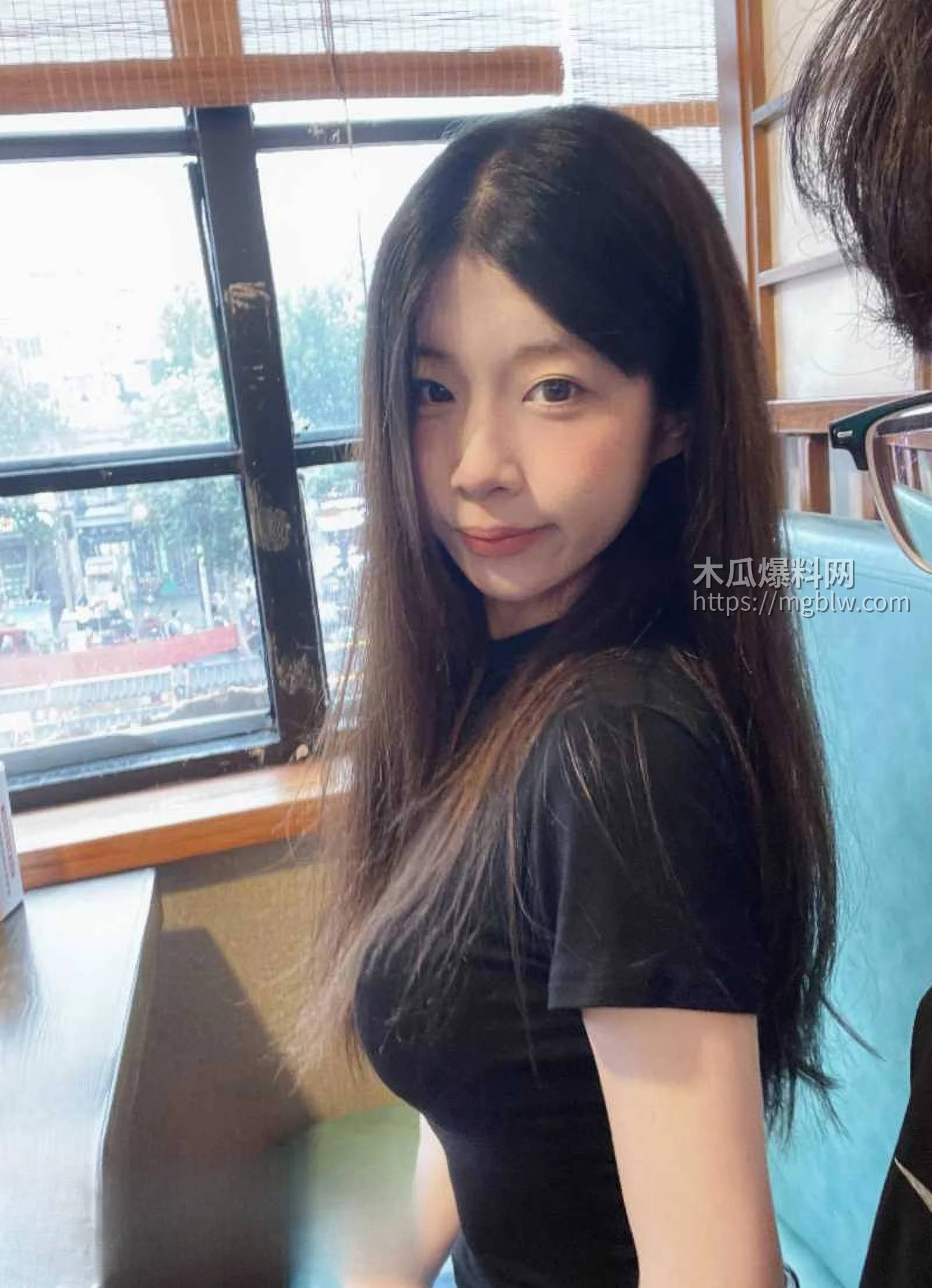 广东精神小妹 群聊爆料私拍 1