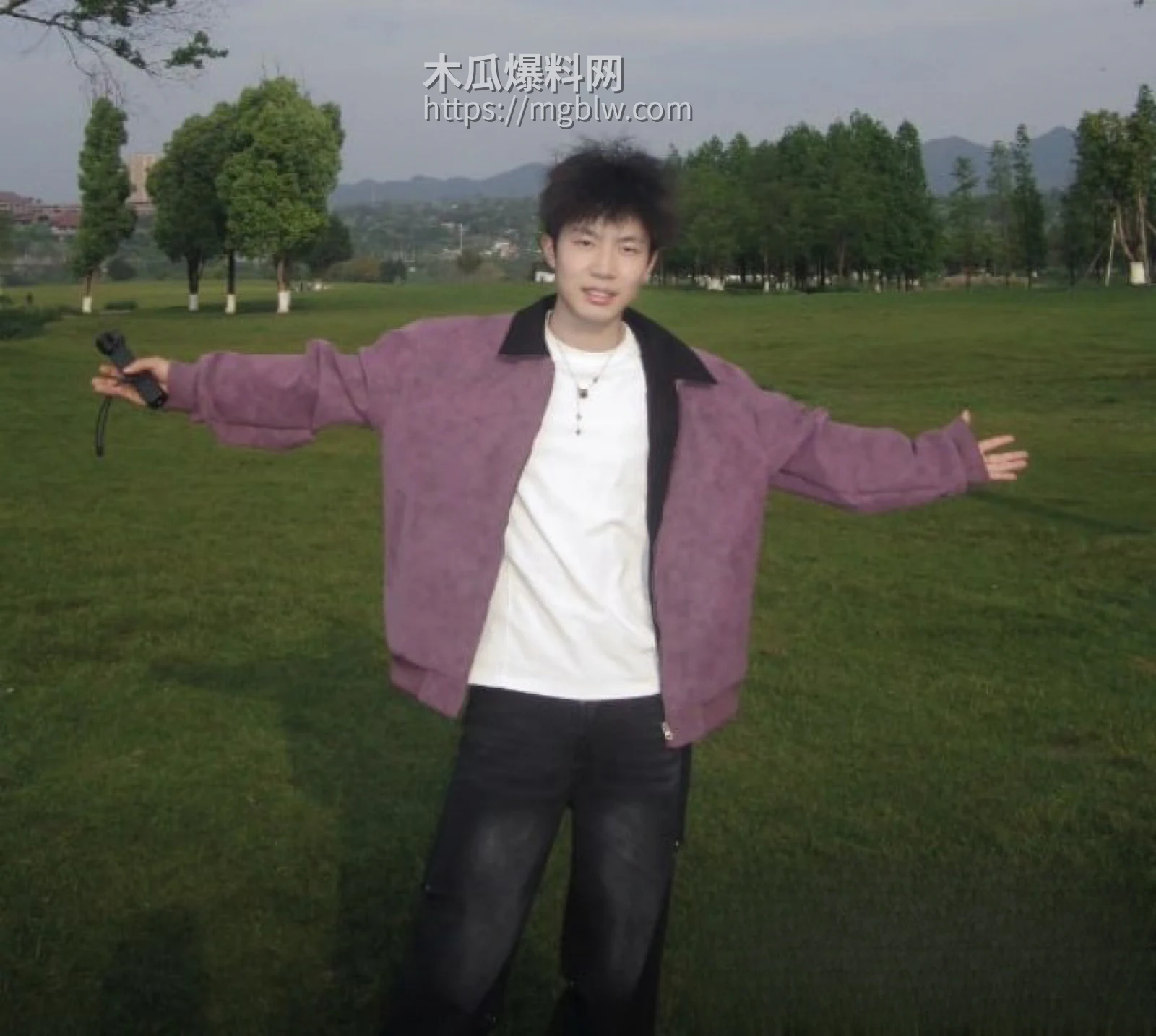 山东泰山科技学院PPT大瓜0 2