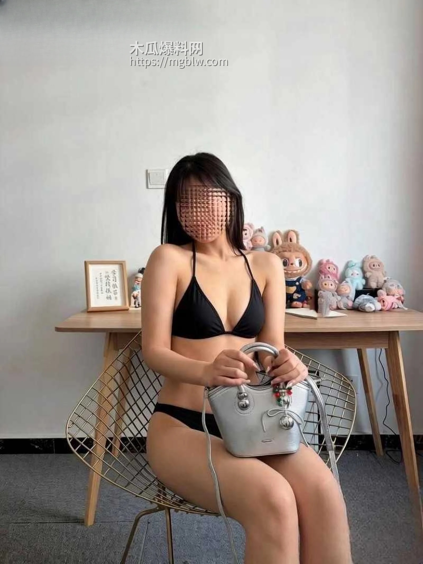 39岁妈妈和30岁堂姐与堂姐乱伦做爱03