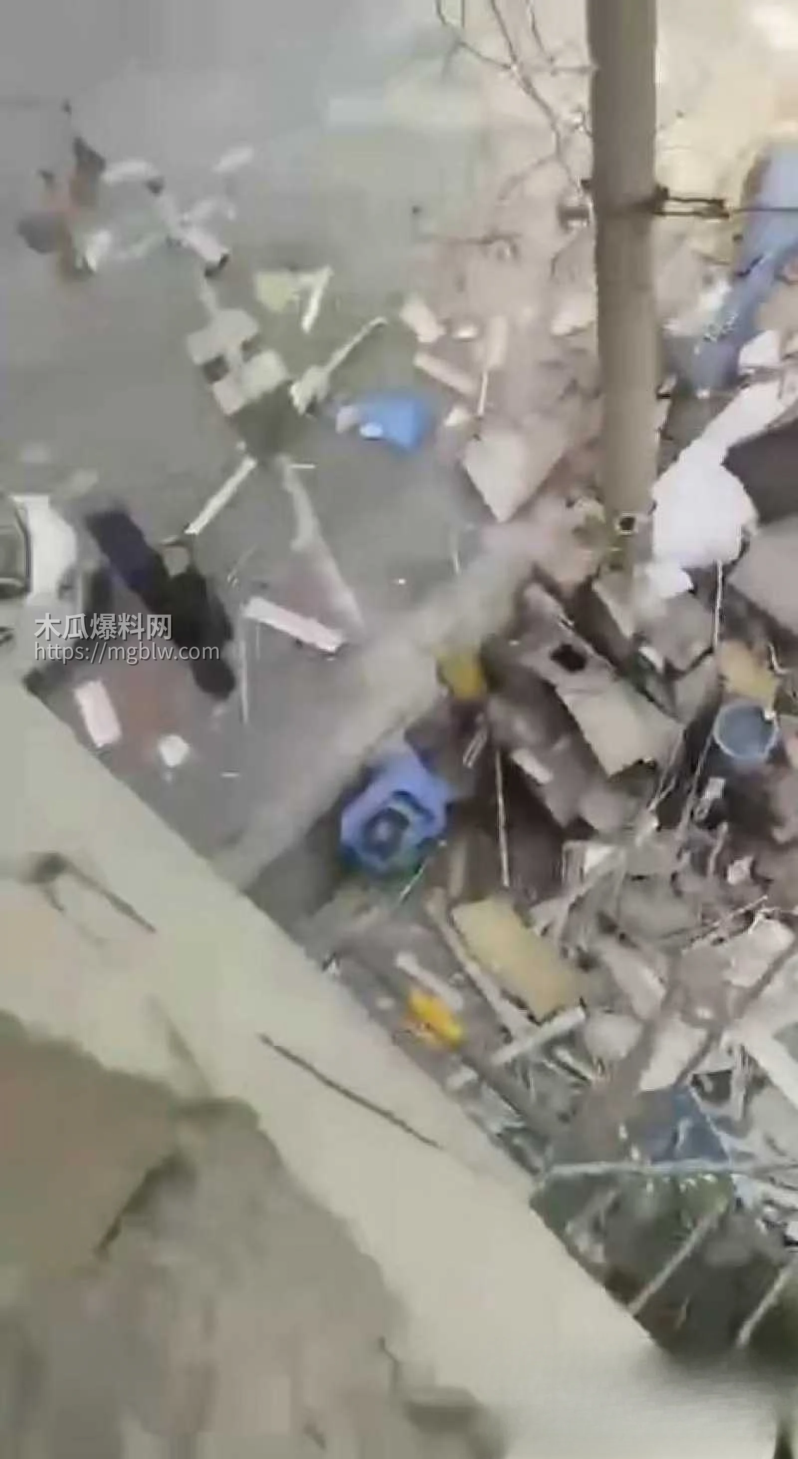 小酒馆突发爆炸4