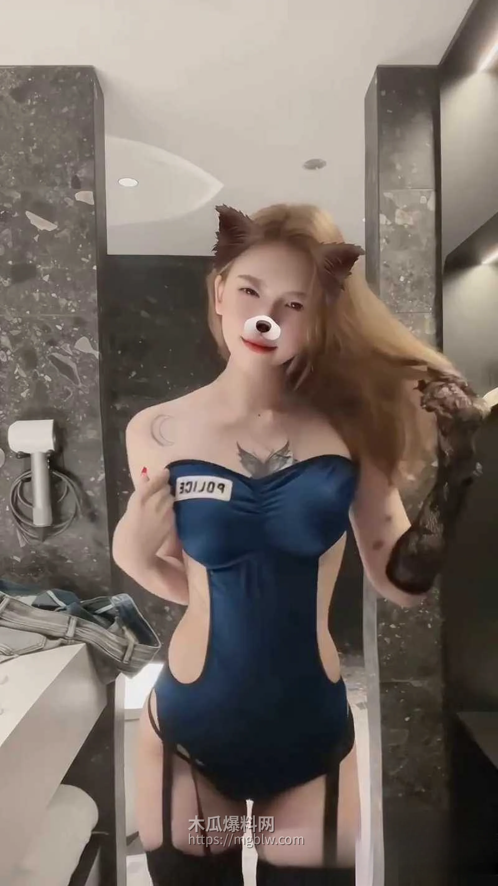 vlcsnap2026041615h15m50s978W800px 1