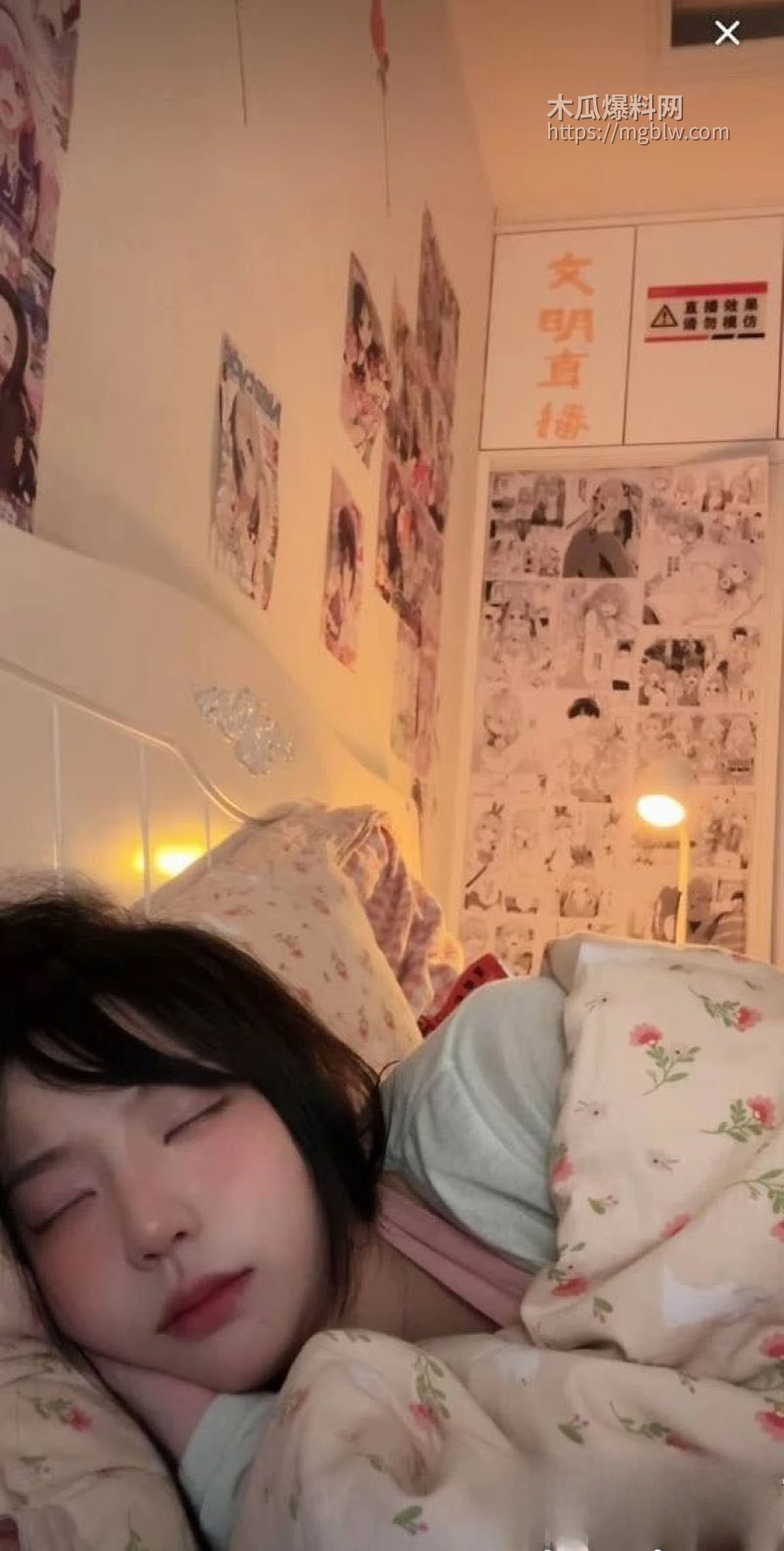 抖音50万粉甜妹江西荨荨子爆出深夜调教视频 5