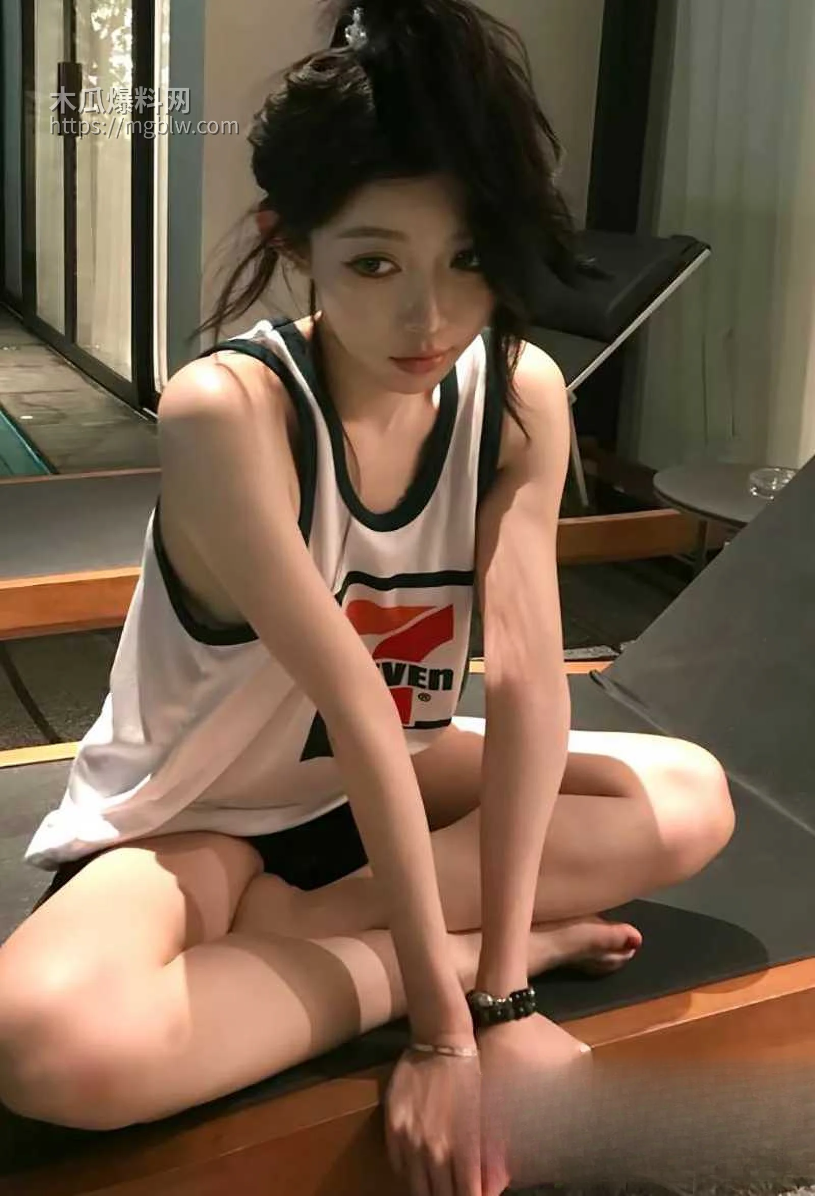 千万粉丝大网红 小伊伊出轨被曝光 7 拷贝