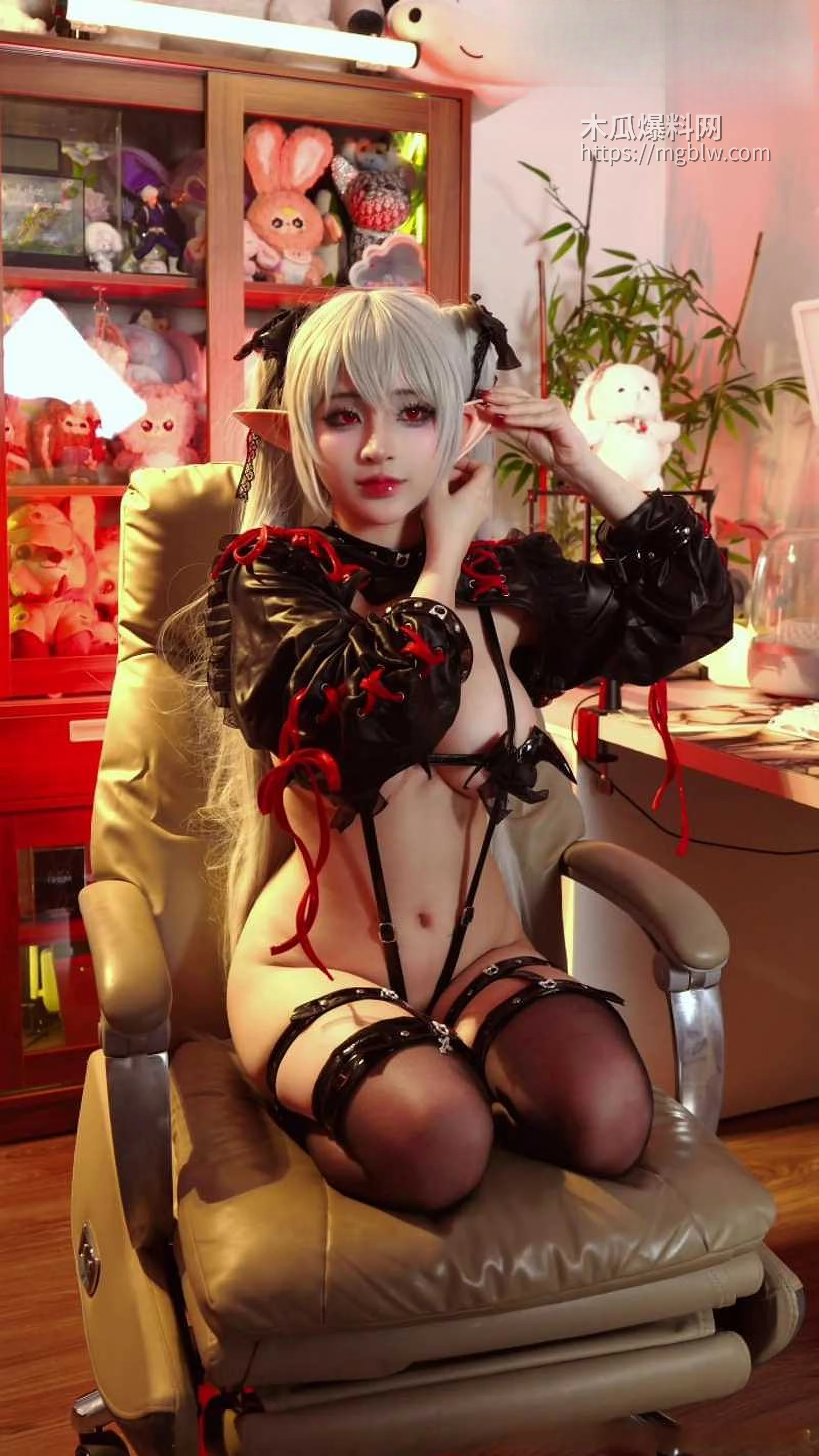 越南福利姬 yuumeilyn 化身性感魅魔 2