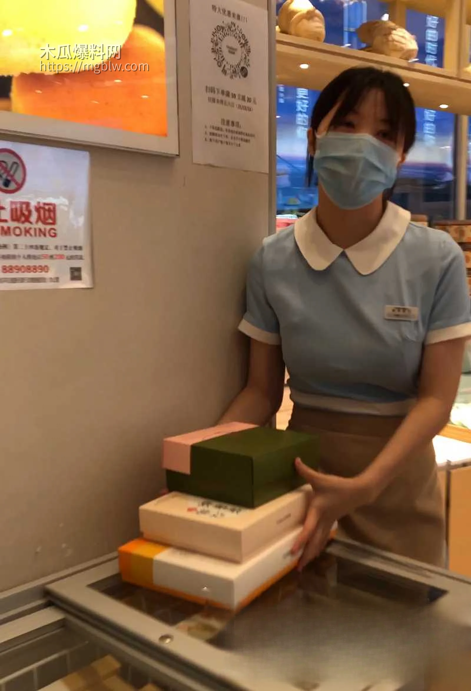 好利来小姐姐抄底偷拍福利 2 拷贝