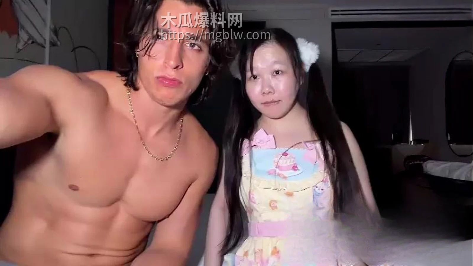 推特大屌Gattouz 1