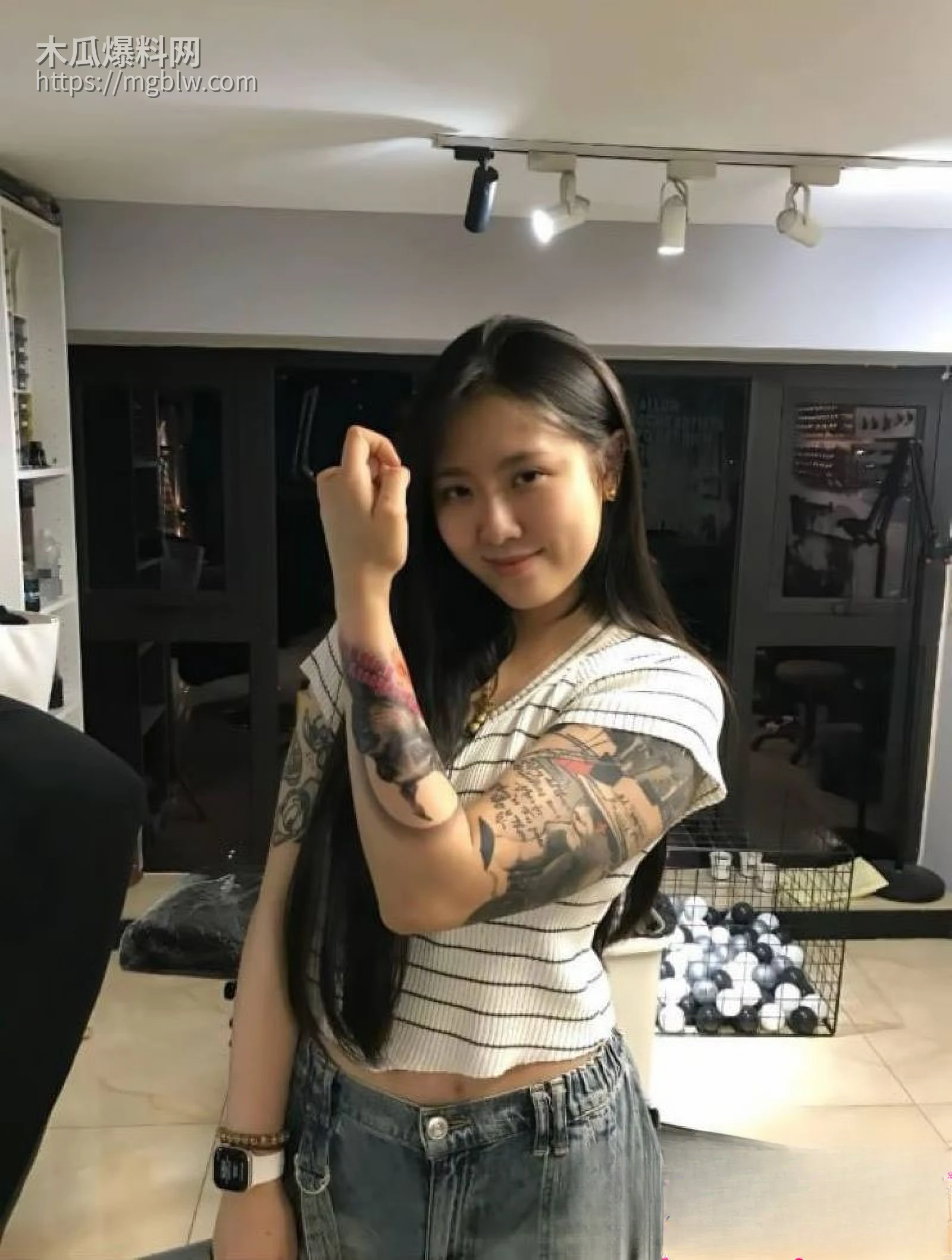 早年下海博主卯哥抖音卖逼模事件 5