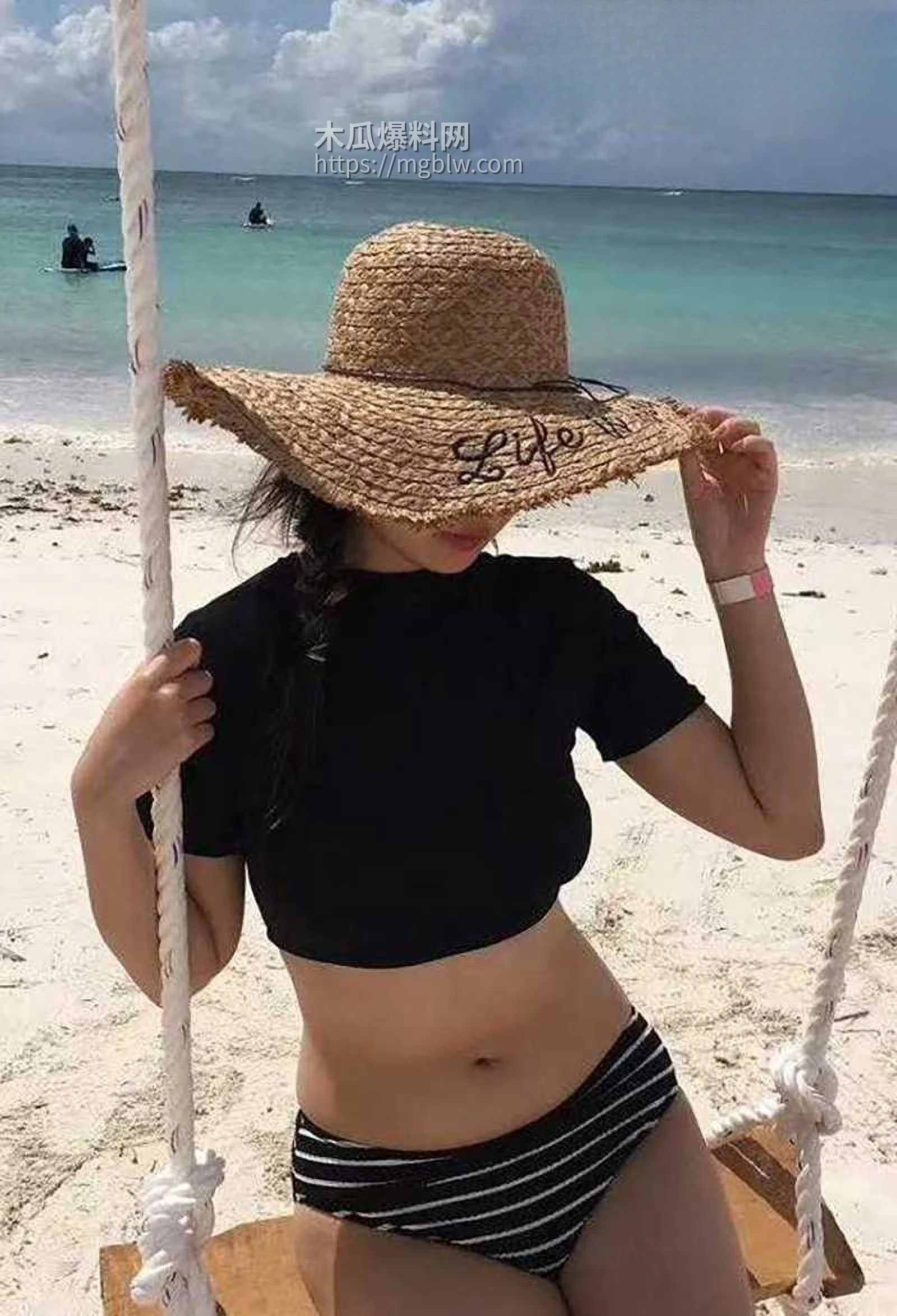 江苏南京高颜值人妻唐燕迪不雅视频曝光2拷贝